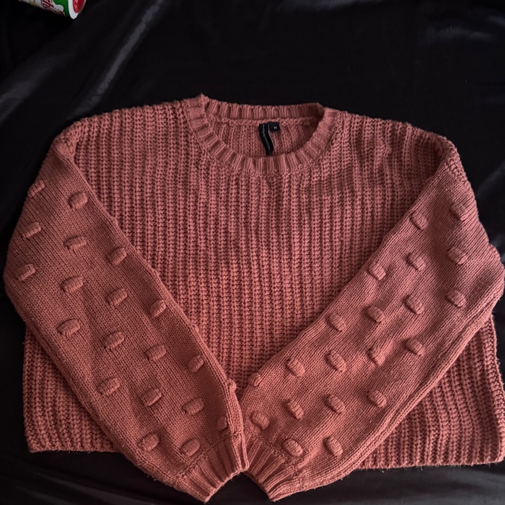 Moon & Madison Textured Knit Sweater in Rose